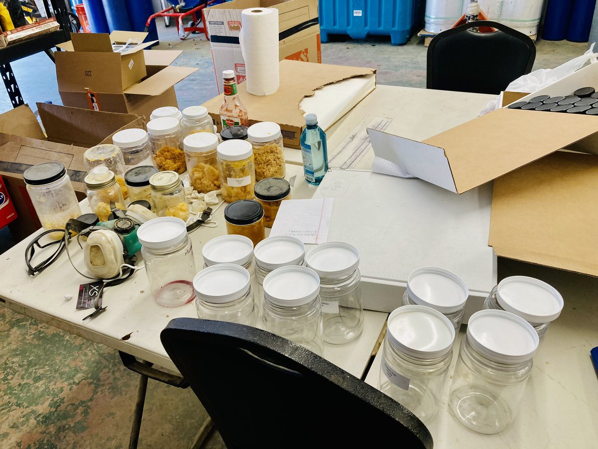 LAPDCARRANZA's tweet photo. Breaking Bad….Another illicit honey oil extraction lab dismantled before it injures others and more poison is distributed into our communities.  #LAPD #LabSquad https://t.co/bNqTSl4OMR