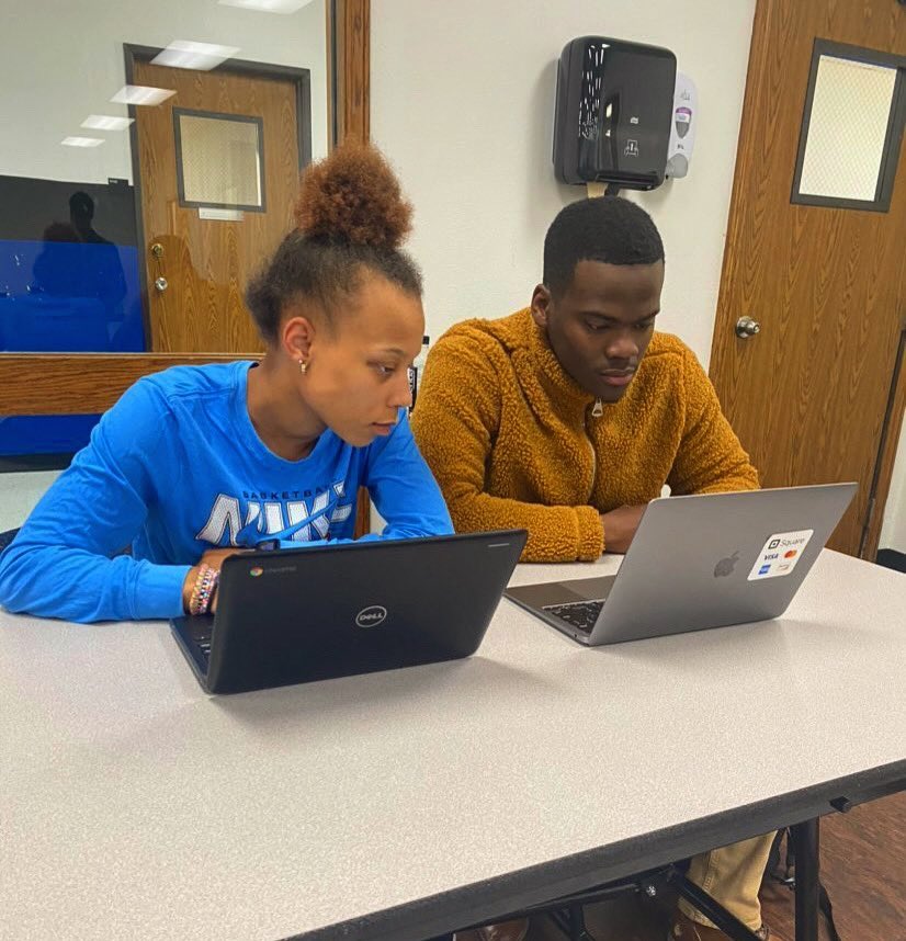 ACICscholarship's tweet photo. Need help applying to the school of your dreams? 

A Change Is Coming Scholarship Fund is here to help! 

#MoreThanAFund #AChangeIsComing #SchoolApplications #StudentSuccess #learningisfun #nochildleftbehind #applynow https://t.co/mrPuRAxq0f