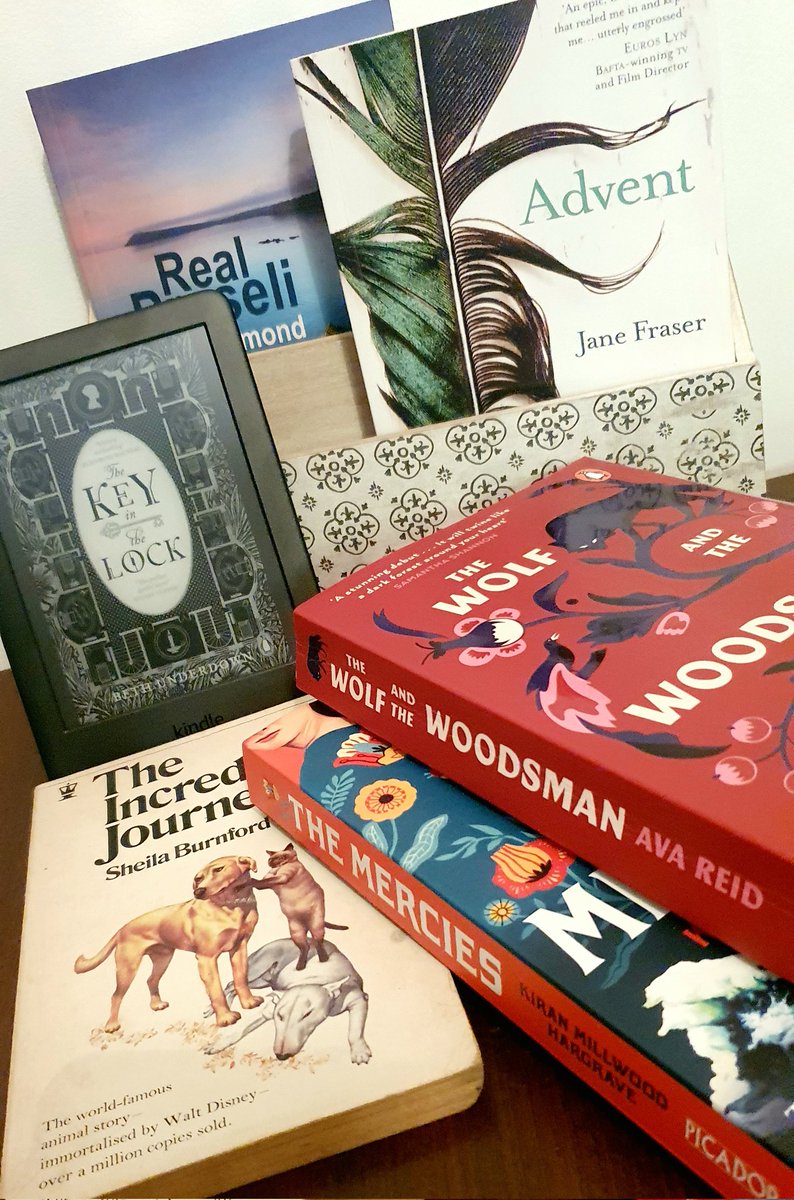 Ems_Bookscapes's tweet photo. 📚 March 2022 Reads 📚
#books #March2022 #booktwt #BookTwitter #Welshlit #HistoricalFiction #bookblogger #nonfiction #fantasy #BookRecommendations #readingcommunity https://t.co/X6IRqZLm3A