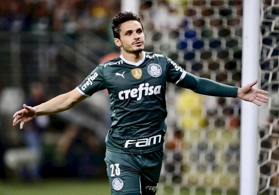 Raphael Veiga é o meia com mais participações em gols em 2022