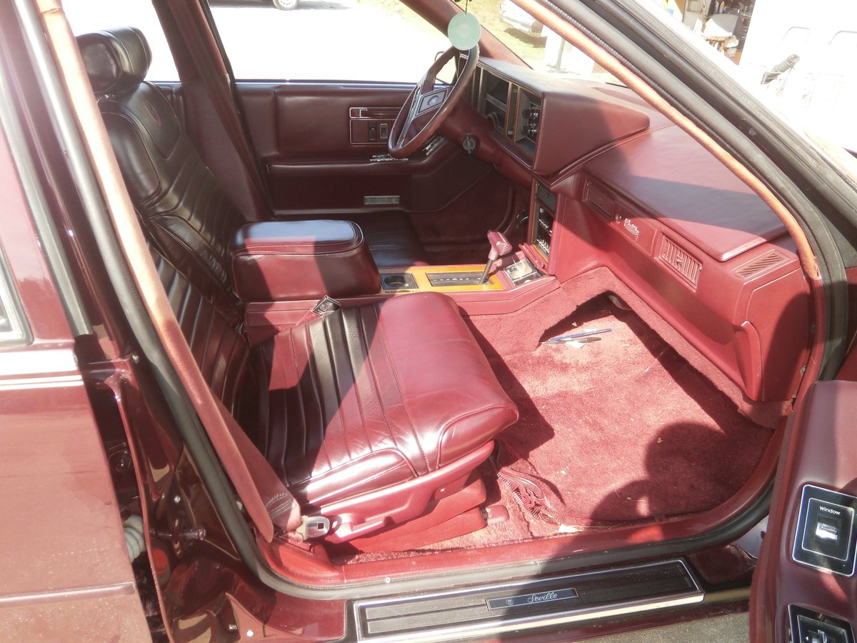 ImpatientInc's tweet photo. 1988 Cadillac Seville (new arrival)

#cadillac #seville #cadillacseville #88cadillac #88seville #88cadillacseville #luxurycars #sedans #carrestorationsalabama #vintagecarrestorationsalabama #customcarshopalabama #alabasteralabama #alabastercarshop #impatientcreations https://t.co/likZXSQisE