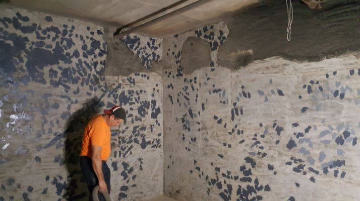 PiconFRPinc's tweet photo. We were called upon by a condo building manager in #SanFrancisco to remove their old commercial #water #tanklining. https://t.co/3qvthDpxkl https://t.co/n7d5sep7b8