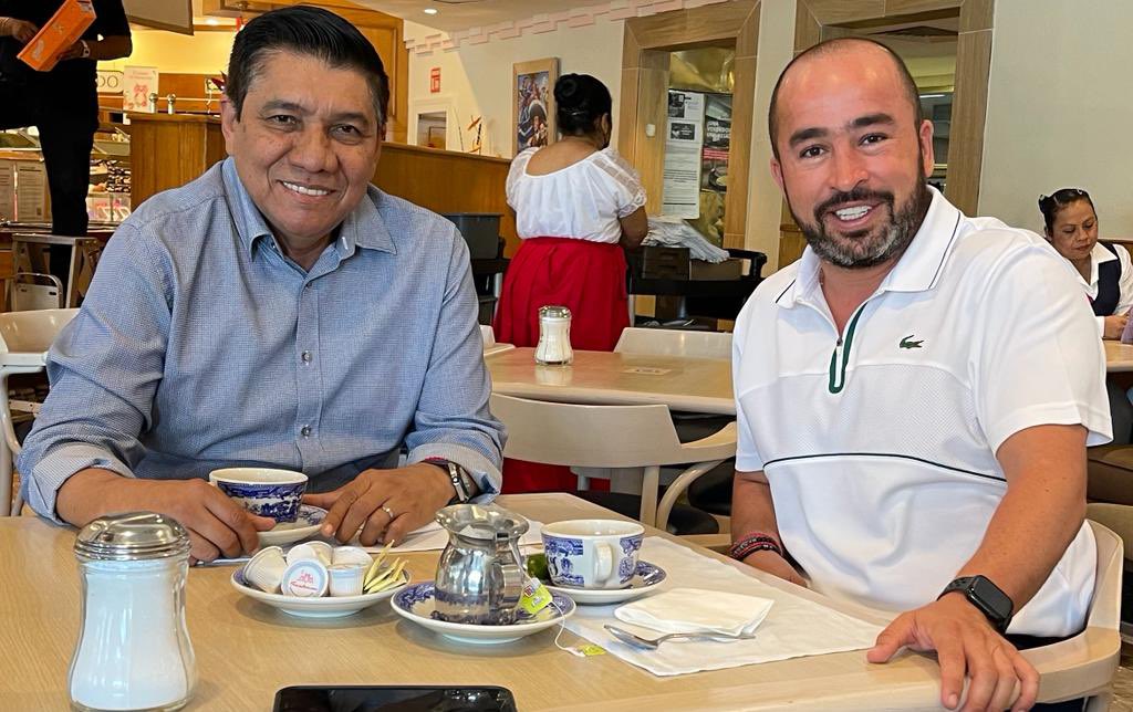 Si lo que PRI busca es fortalecerse, el próximo dirigente estatal debe ser Mario Moreno. 

O acaso, ¿quieren que se siga desgranando la mazorca?