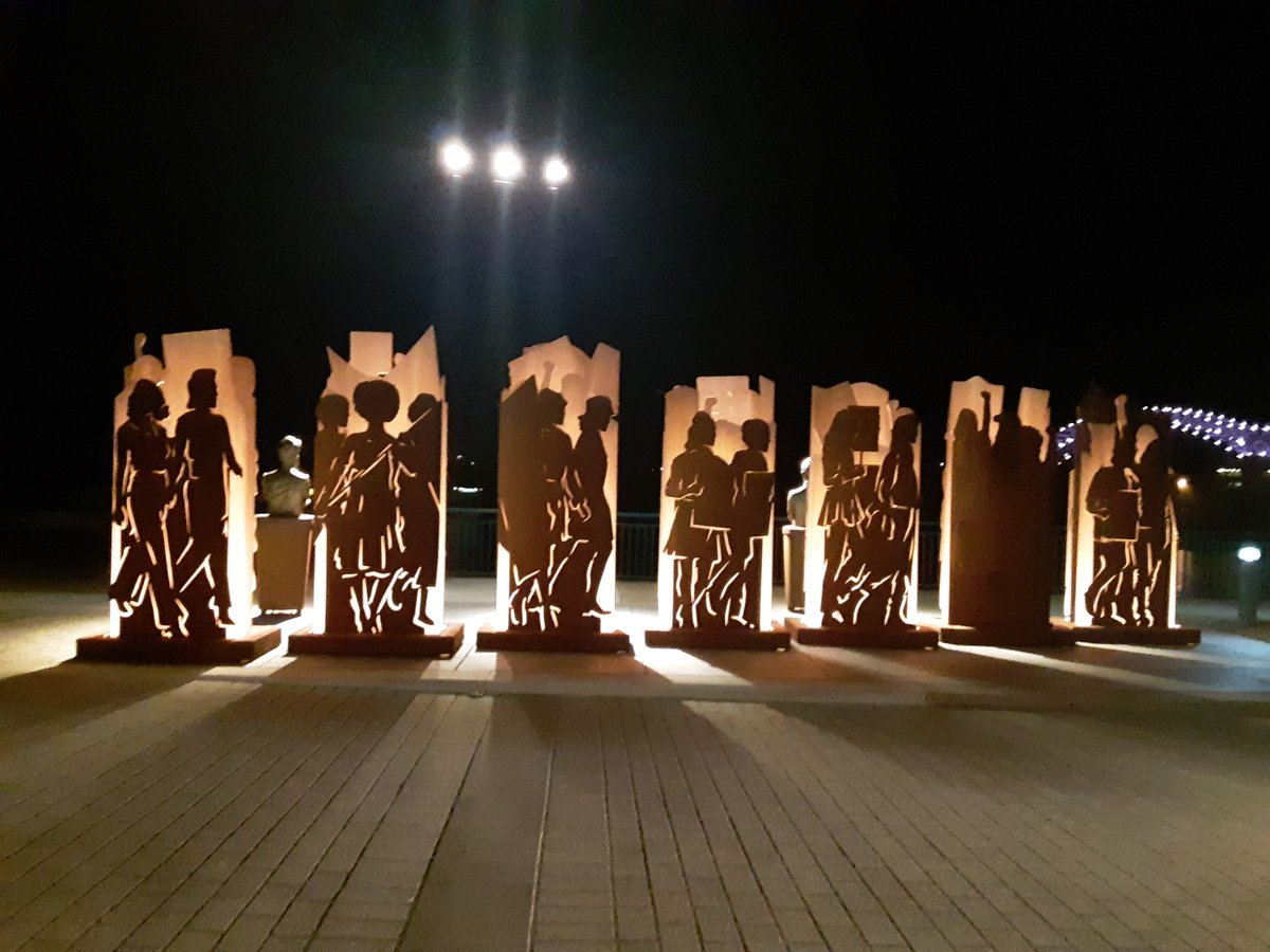 MichelleDuster's tweet photo. On Sunday, March 27 the "Equality Trailblazers" monument was dedicated. Led by @pfcasey1953 & designed by Alan LeQuire, it features my great-grandmother #IdaBWells & 12 other TN people who fought for women's suffrage. It was an honor to participate in the ceremony. https://t.co/FauUrlaqi9