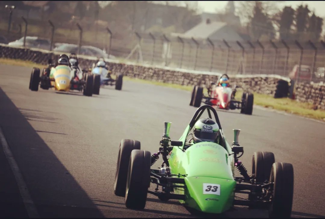FormulaVeeIrl's tweet photo. Re-live a bit of last weekend with a look through some photos of the racing action!π€© we have a small selection here, but there's lots more over on our FB!
Many thanks to Catherine Sheppard for the photos πΈπ
#formulavee #formulaveeirl #testday #raceday #racingΒ #championship https://t.co/92yNzlDsc6