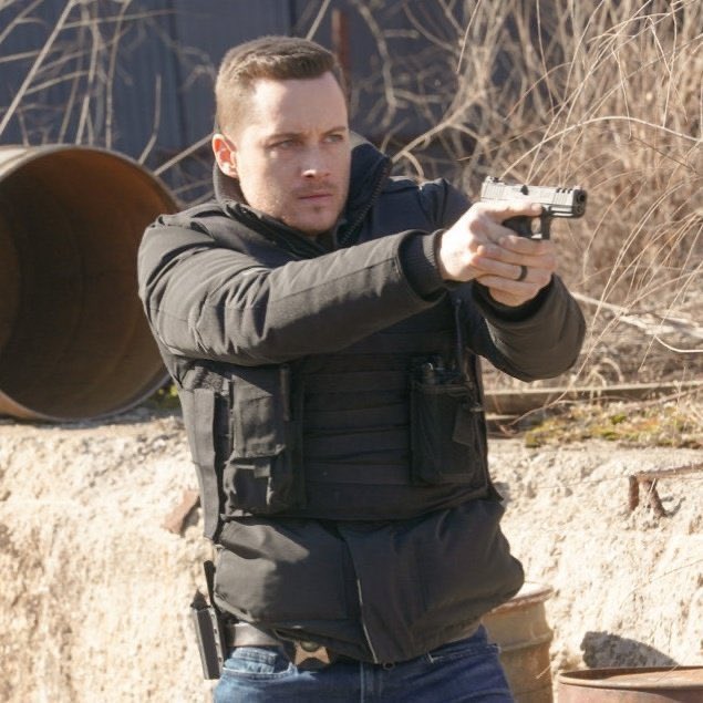 ElsaVicenteDias's tweet photo. Detectives Halsteads 👮‍♂️👮‍♀️💙 #ChicagoPD #Upstead #Halsteads https://t.co/s9bKrw5xRh