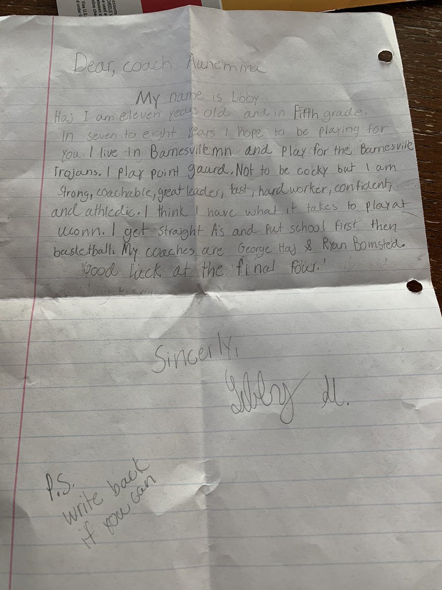 justlayinup's tweet photo. @UConnWBB my daughter is in love with your program. Look for her letter in the mail. https://t.co/mVbmoFxovW