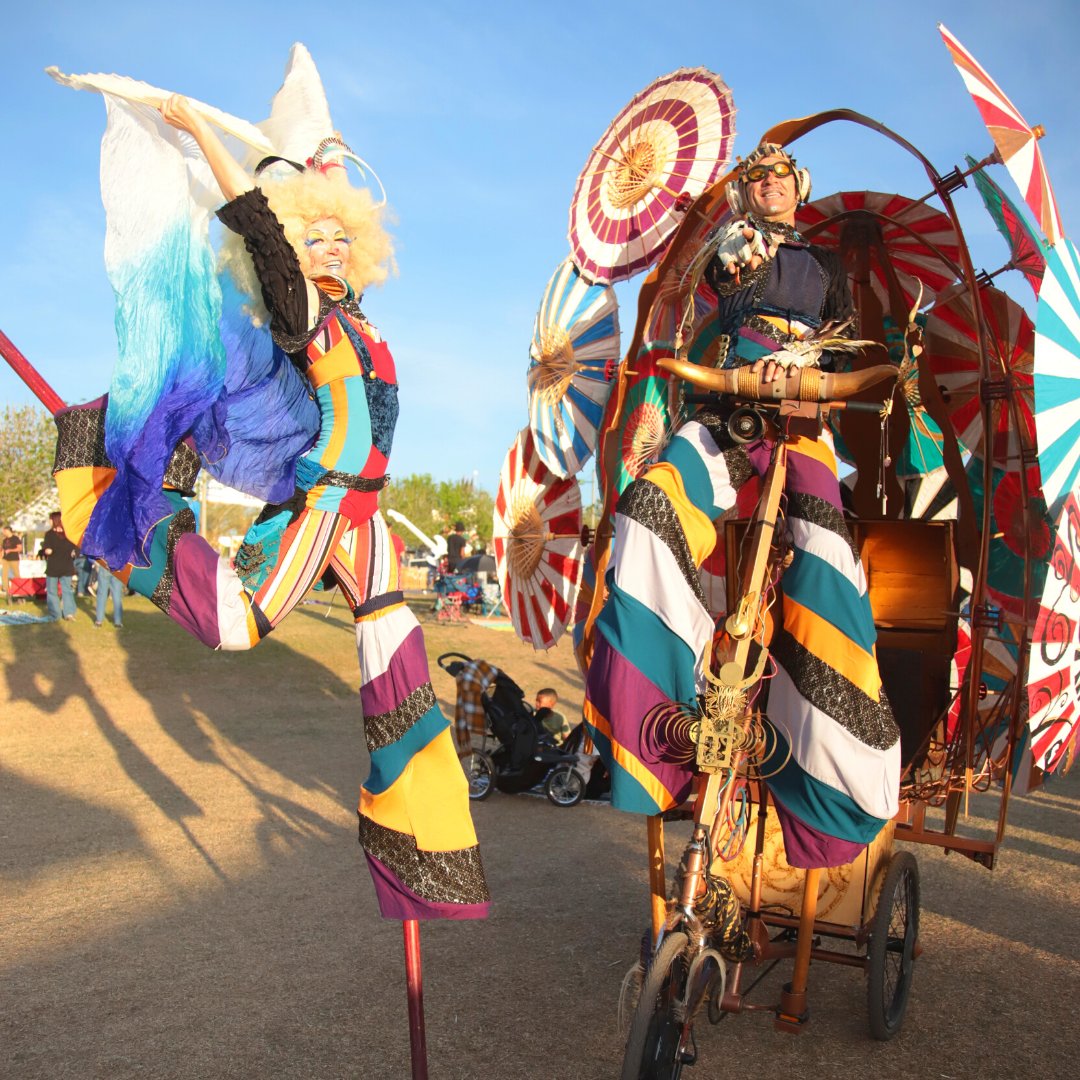 Steve LeVine Entertainment & Public Relations (@stevelevineent) on Twitter photo Throwback to the iconic duo @mangoanddango at the <a href="/ostrichfestival/">Ostrich Festival</a> 🎪 🎊
Were you able to catch them this year?😊 Throwback to the iconic duo @mangoanddango at the <a href="/ostrichfestival/">Ostrich Festival</a> 🎪 🎊
Were you able to catch them this year?😊