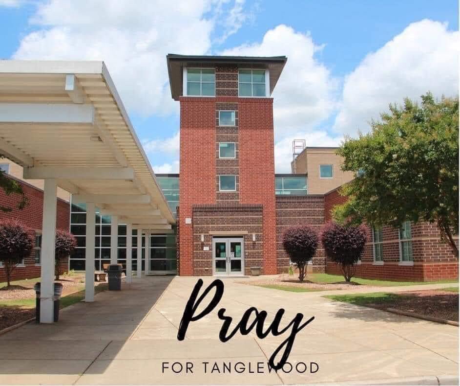 💙 Our thoughts and prayers go out to the victim, his family and all of Tanglewood, as they navigate the tragedy that occurred today

💙 We are thinking of you, your students, staff, families and community members that were impacted by todays events

#PrayforTanglewood
