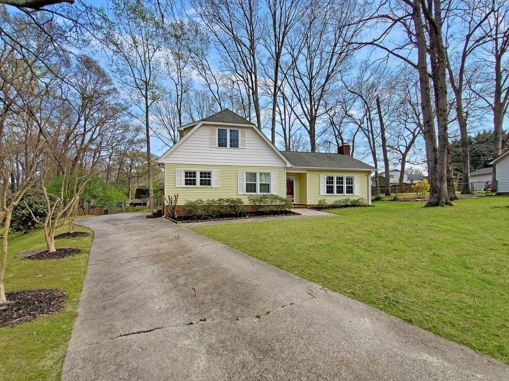 MarchantPM's tweet photo. https://t.co/PD8spR047Q
Visit our ^^^website^^^ for more information on 121 Coalmont Court Simpsonville SC 29681!
#SimpsonvilleSC #ForRentSimpsonville #SimpsonvilleRentals #PropertyManagement #SimpsonvillePropertyManagement https://t.co/rhPm2taxWU