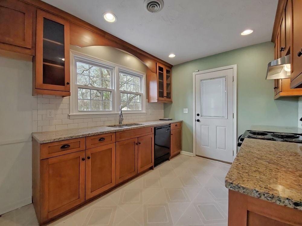 MarchantPM's tweet photo. https://t.co/PD8spR047Q
Visit our ^^^website^^^ for more information on 121 Coalmont Court Simpsonville SC 29681!
#SimpsonvilleSC #ForRentSimpsonville #SimpsonvilleRentals #PropertyManagement #SimpsonvillePropertyManagement https://t.co/rhPm2taxWU