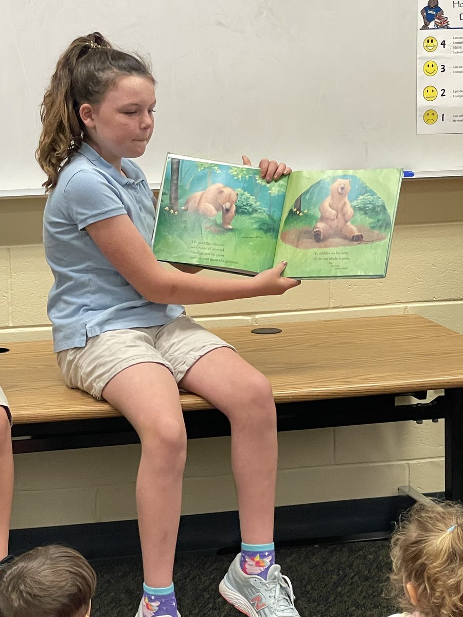 miss_stricker's tweet photo. Reading to our Pre-K friends!📚@CESCorkyBear @collierschools https://t.co/BU424ip0Y4