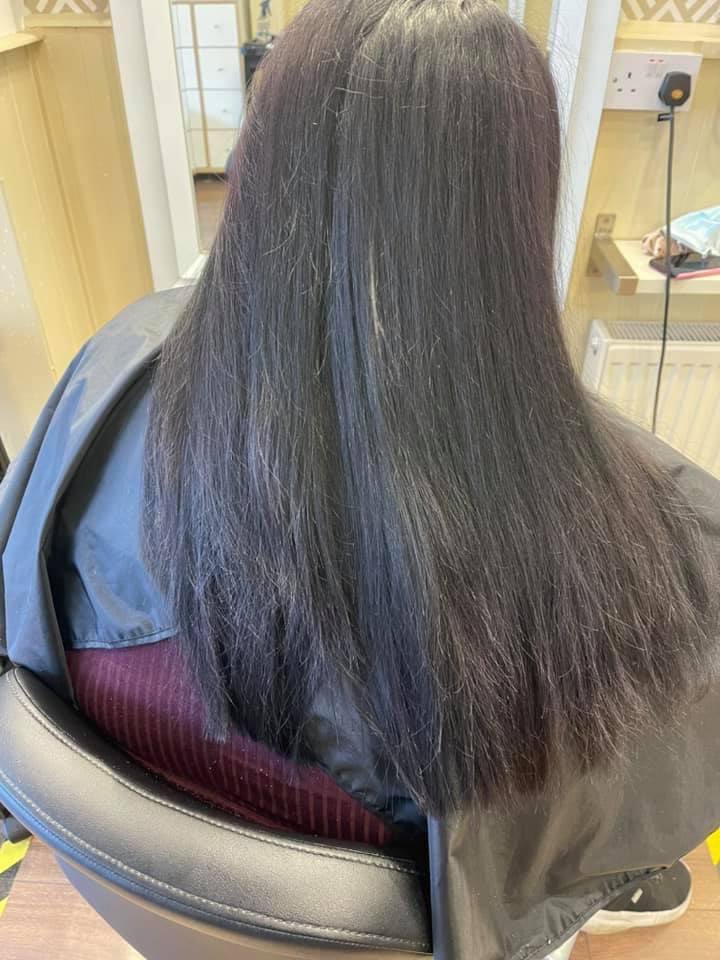 JannneyMac's tweet photo. After box dying my hair for years and making my hair a literal mess my journey to blonde has started. This is where I am after three sessions at the hairdressers. What are we thinking @bradmondonyc https://t.co/RH4lZOC1MD
