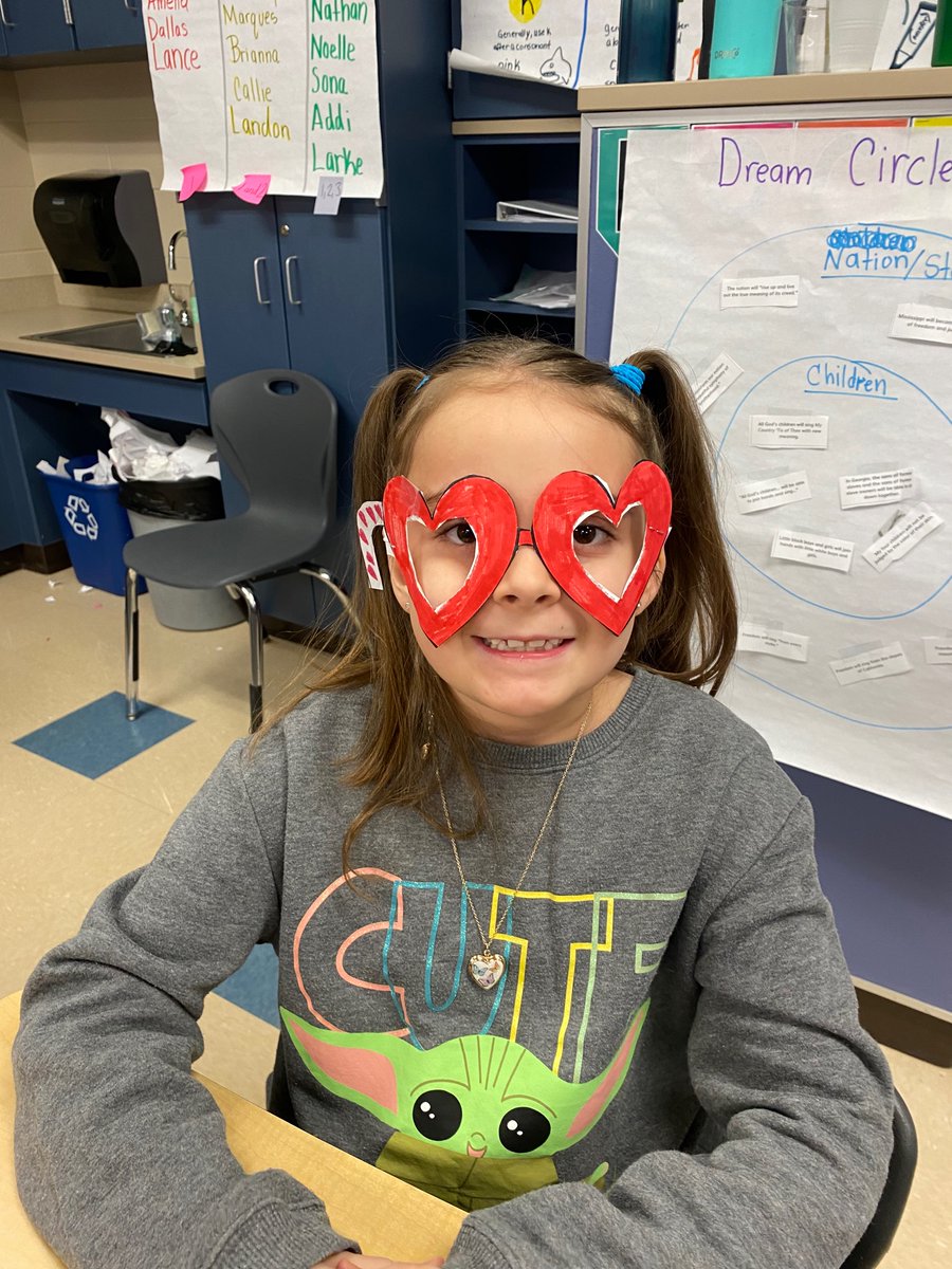 Lisa Lowe tweet media