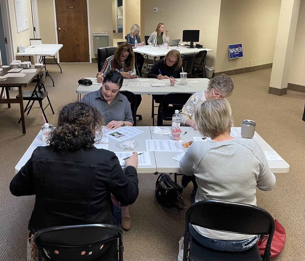 RepMarkWalker's tweet photo. Proud of our volunteers on Tuesday and Thursday evenings every week. Making sure every primary voter in the state receives a handwritten notecard. It’s old school and it ain’t fancy but no substitute for hard work. #ncsen #LetTedTalk https://t.co/5a28MY9Sem