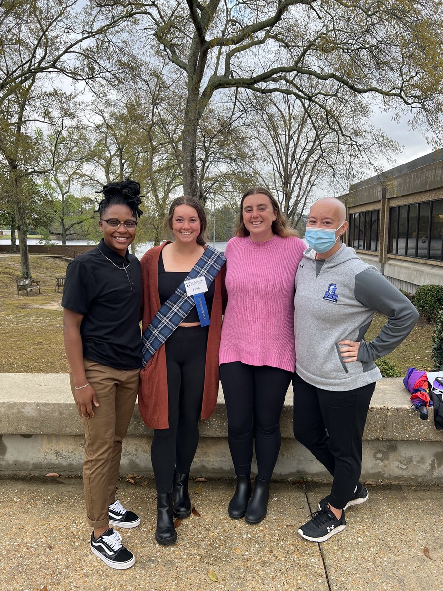 more than an athlete ✨
this afternoon Kennedy &amp; Rebekah we’re recognized for their academic success! Toonie also represented us as a student marshal! 
•
•
Kennedy : Sophomore Honors
Rebekah : St. Andrew Honor Society &amp; Student Marshal