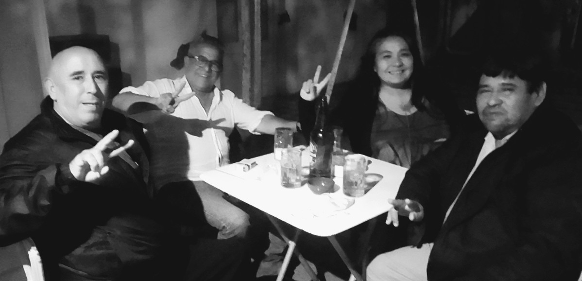 Romina_Trelew's tweet photo. Octubres se reune y organiza #ComoCorresponde
#MovimientoOctubresChubut
🖤 https://t.co/REFYzBFmmN