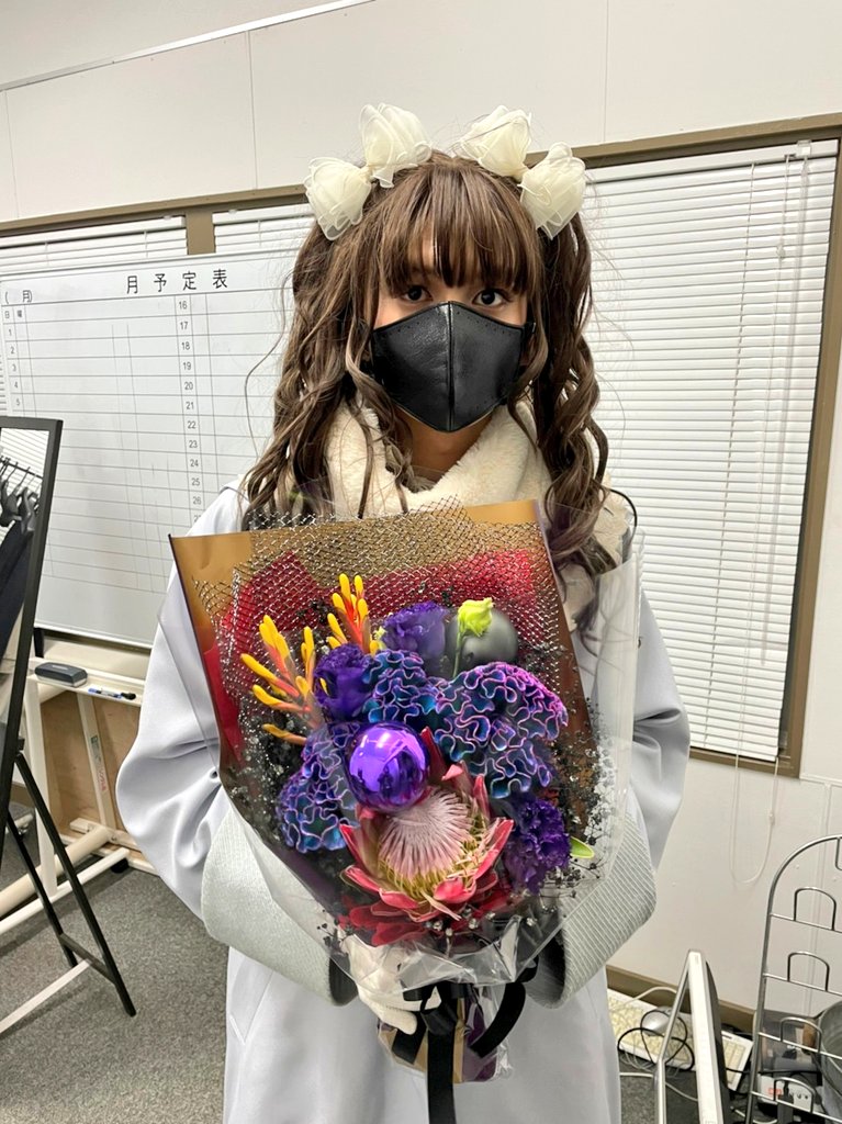 北村匠海 俳優 Dish 動画像 花束 北村匠海 俳優 元子役 歌手 ダンスロックバンド Dish ボーカルギター リーダー ドラマ 月9 ミステリと言う勿れ 羽喰十斗 辻浩増 クランクアップ 花束 画像 T Co 3f17qrw3k6 Twitter