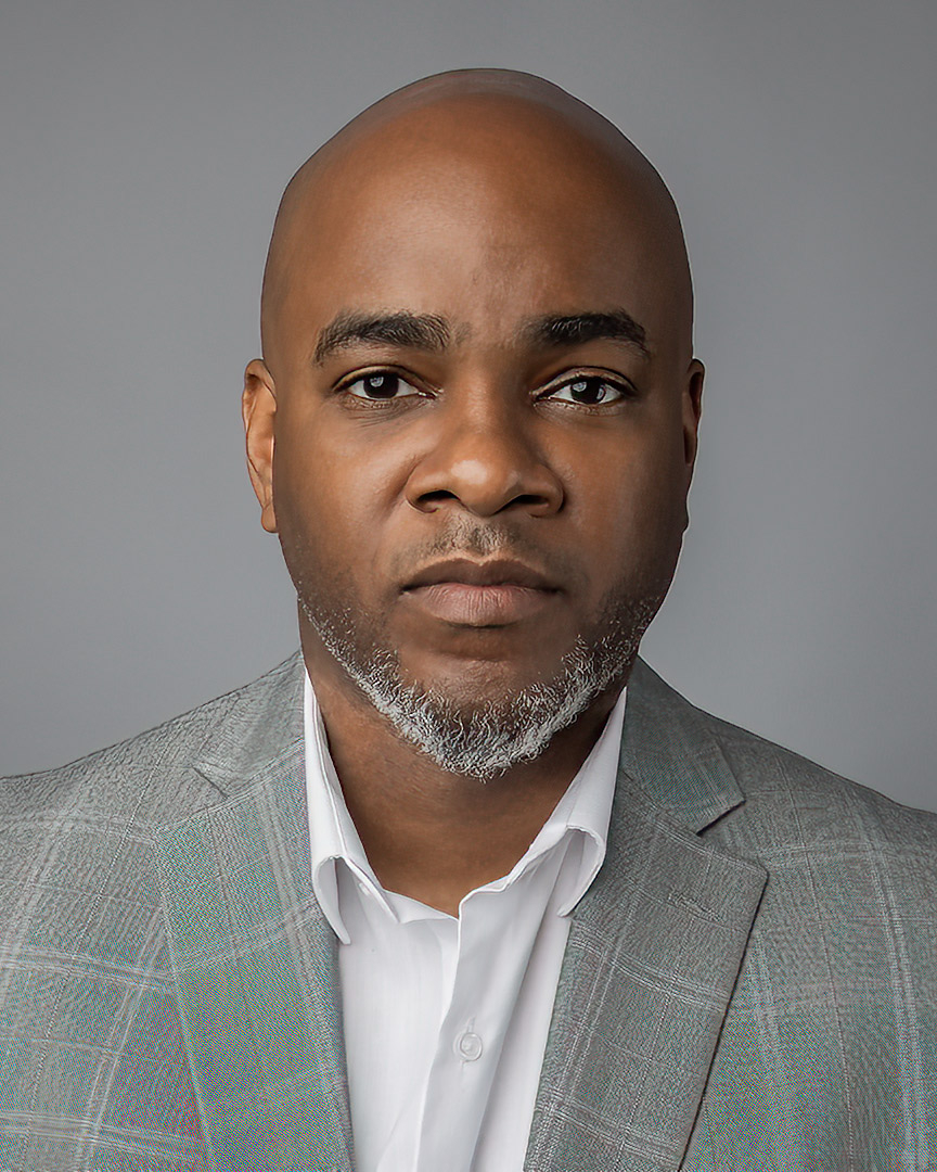 "First impressions matter. Experts say we size up new people in somewhere between 30 seconds and two minutes." - Elliott Abrams
.
.
Client: @ovingtonprophete
.
.
#RCSImages #entrepreneurism #blackownedbusiness #corporateheadshot #headshots #headshotphotographer #headshot #busines