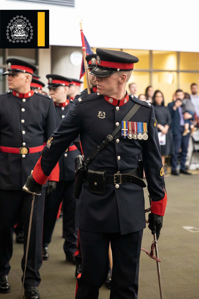 CalgaryPolice's tweet photo. Today marks the graduation of Calgary Police Service Recruit class 239. Many of you have watched this class learn, grow, and excel as we followed their training on our social media accounts. Today we celebrate them and their commitment to serve #yyc. #WeAreHiring #JoinCPS https://t.co/xrx2a8Scnk