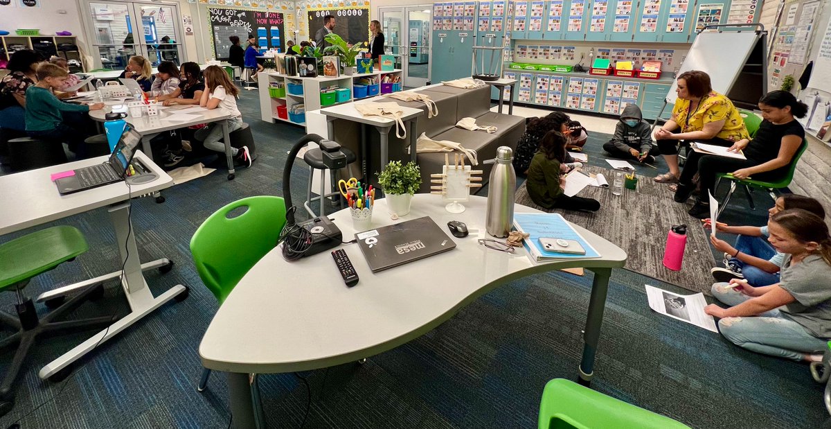 mcschoolsup's tweet photo. Superintendent Watson had a great time at Stevenson Elementary School in @mpsaz observing their team-based approach to teaching. Stay tuned for an upcoming #WheresWatson to learn more! https://t.co/Rq8oo8kEid