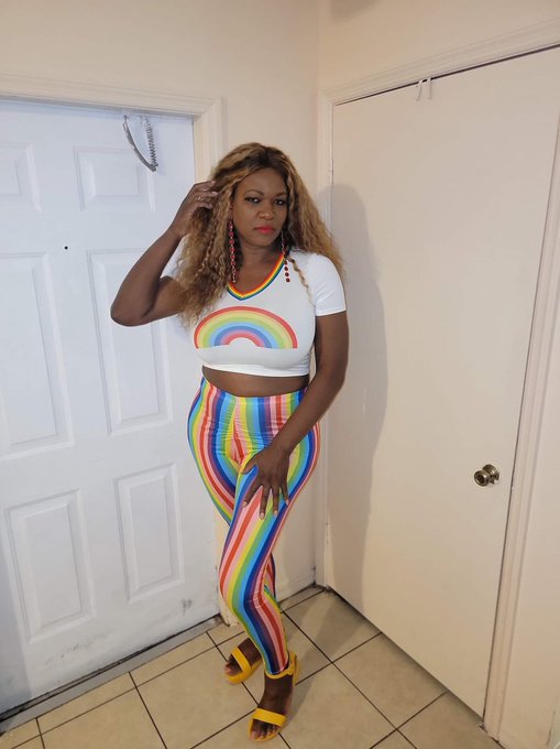 #TransDayOfVisbility #TransIsBeautiful https://t.co/OQ5tw06HPD<a href="/tag/transdayofvisbility"class="tags">#TransDayOfVisbility</a><a href="/tag/transisbeautiful"class="tags">#TransIsBeautiful</a>