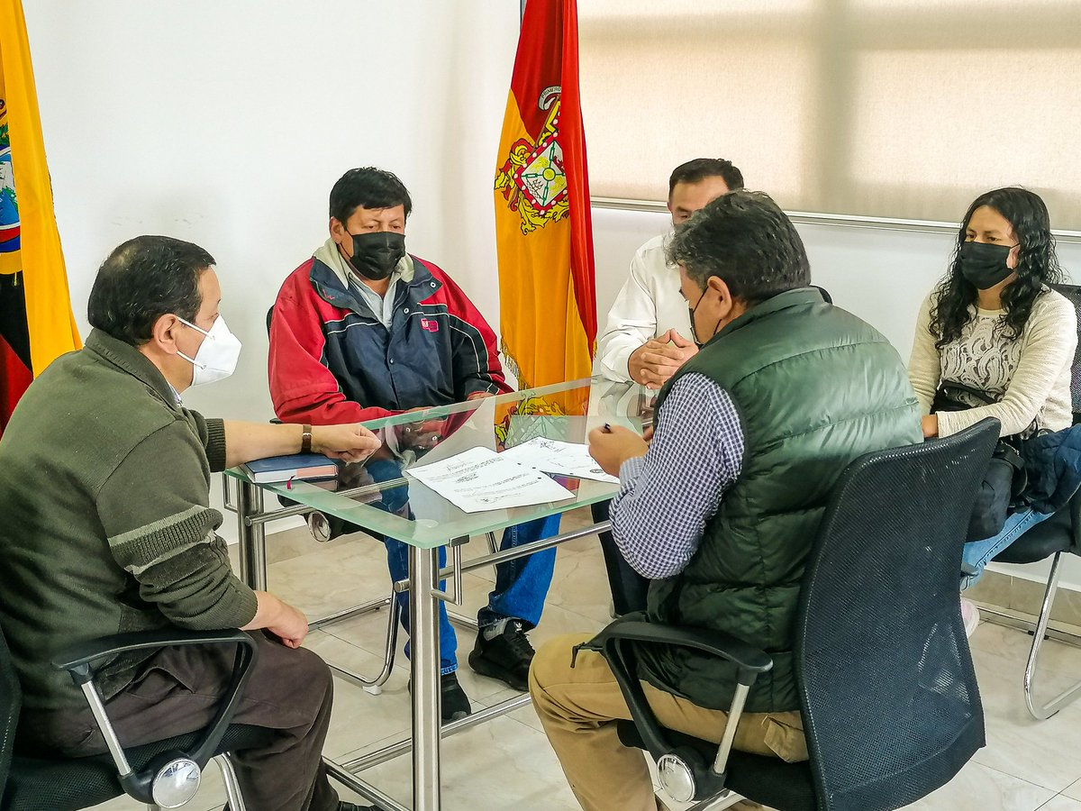 Gad_Paccha's tweet photo. El día de hoy jueves 31 de marzo se realizó una reunión de trabajo con la directiva y la pastoral del sector del Barrio La Dolorosa y el Padre Rafael Cabrera, en busca de nuevos proyectos para el sector.

#PACCHA
#GADPACCHA
#CARLOSGARCÍRURALIDAD https://t.co/nTHnhpxrfb