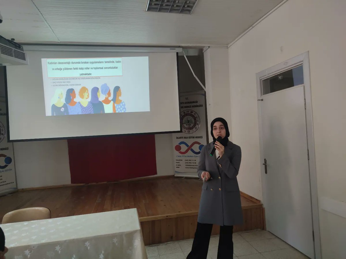 IslahiyeHalk's tweet photo. Kurumumuz toplantı salonunda kurum rehber öğretmeni Nuray ATEŞ tarafından " Kadına Yönelik Şiddetle Mücadele " konulu seminer düzenlendi.
@GaziantepHBO @Halit__Ates @islahiyemem @mustafacetin_27 @ozdemir2773 @Ayldrm27 @Enes2436Enes https://t.co/5cUT5yj0jF