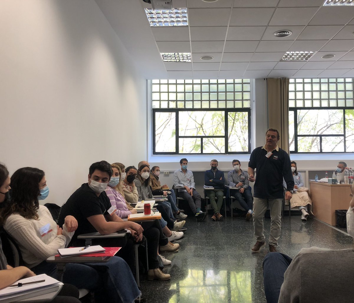 Ana Sola tweet media