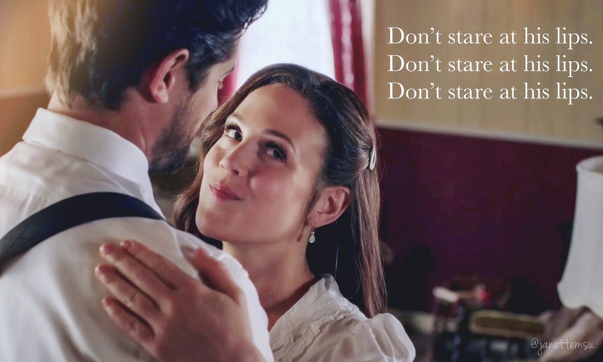 janettemsu's tweet photo. Or…
Janette will point it out. 
Janette will point it out. 
Janette will point it out. 

💋👀😏😜😂 #Hearties #LipStaring @erinkrakow @ChrisMcNally_ https://t.co/f3XwJUL5Vv