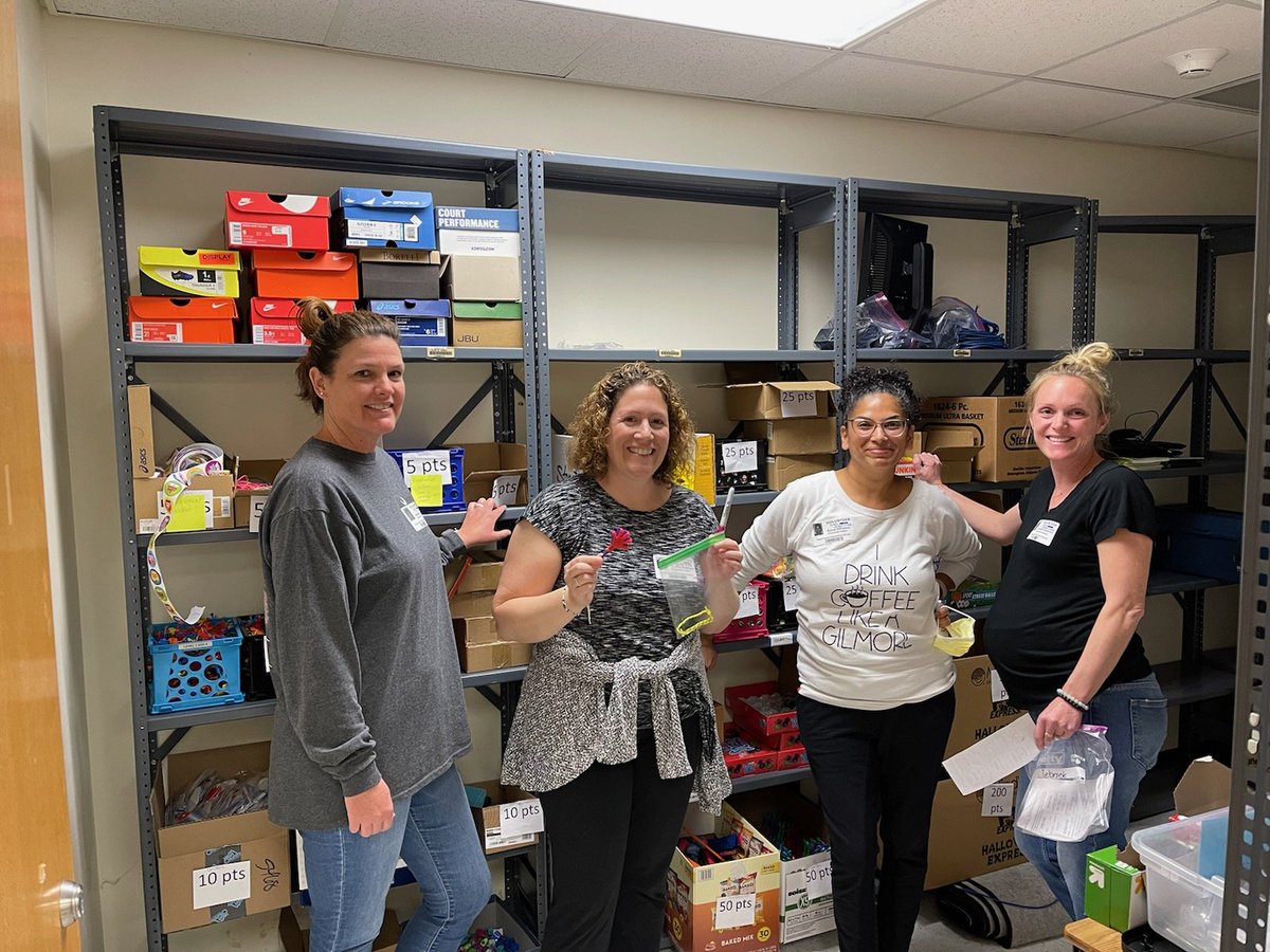 Amanda Baldé (@baldeamanda) on Twitter photo Thanks for helping our first PBIS school store be successful.🥳 #volunteersmatter <a href="/SweetAppleES/">Sweet Apple Elem</a> Thanks for helping our first PBIS school store be successful.🥳 #volunteersmatter <a href="/SweetAppleES/">Sweet Apple Elem</a>