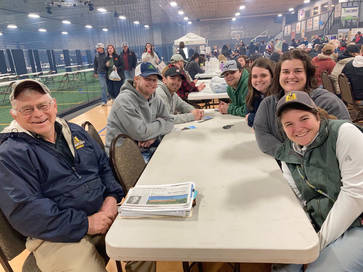 CropTalkMegan's tweet photo. Some last minute studying but the #raceraggie crops team just wrapped up the 2022 #nacta contest. Now on to canals and learning about irrigation, proud of our young agronomists! Oh and they had #fairburyhotdogs another Nebraska experience! #redhotdogs #crops @msuagriculture https://t.co/CayWM0Pwae