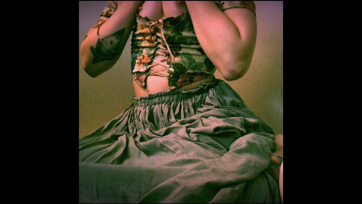 𝕓𝕣𝕚𝕔𝕜𝕜 🌛 $6.66 OnlyFans ✨ tweet media