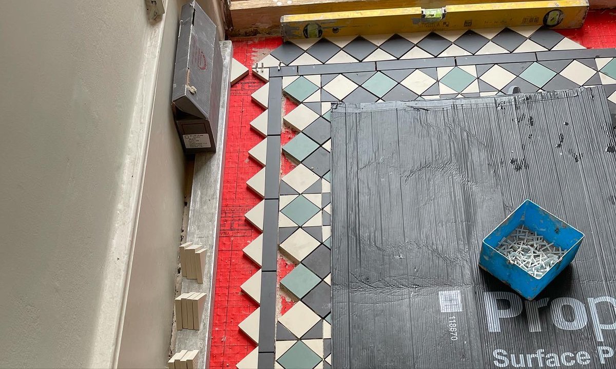 AOS Tiling tweet media