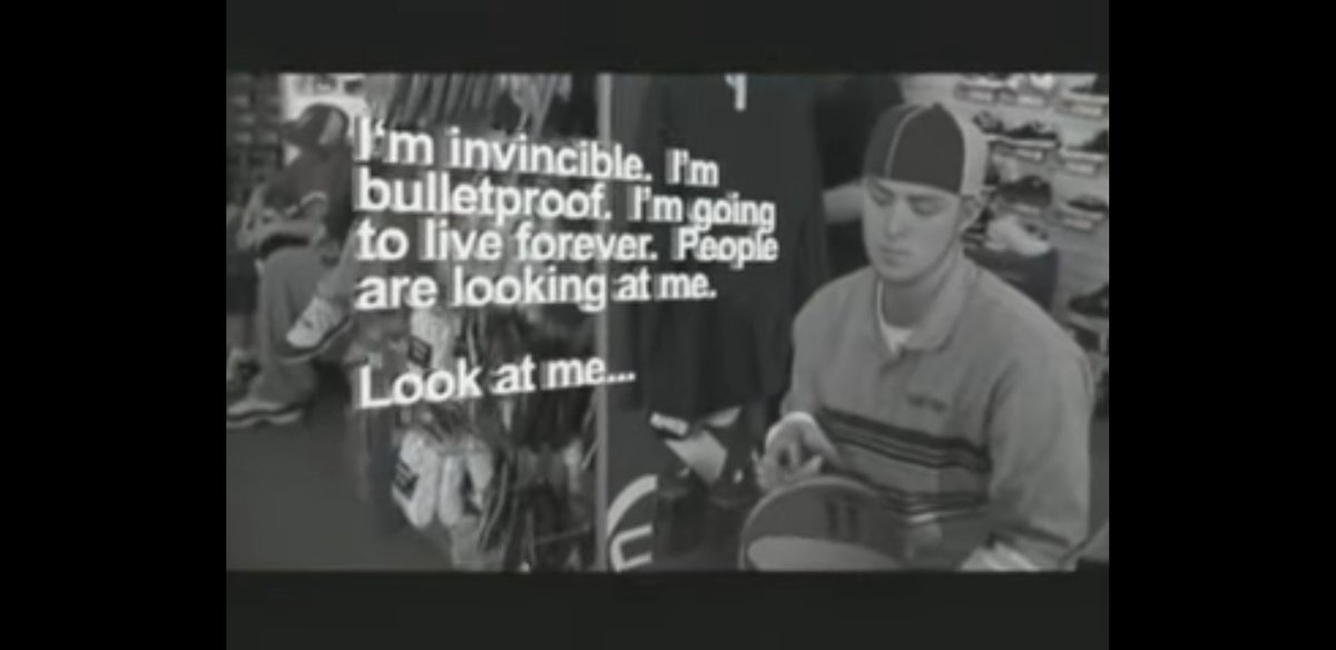 fatmanink's tweet photo. Is that a VERY young 🤔  @classified  i see at the start of Universal soul video back and forth? https://t.co/hhJnHhJ2eV