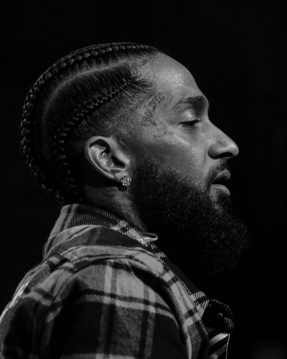 IAMAIMOS's tweet photo. The marathon continues 🤧🕊👑🏁🏁 https://t.co/fYXbreI5fT