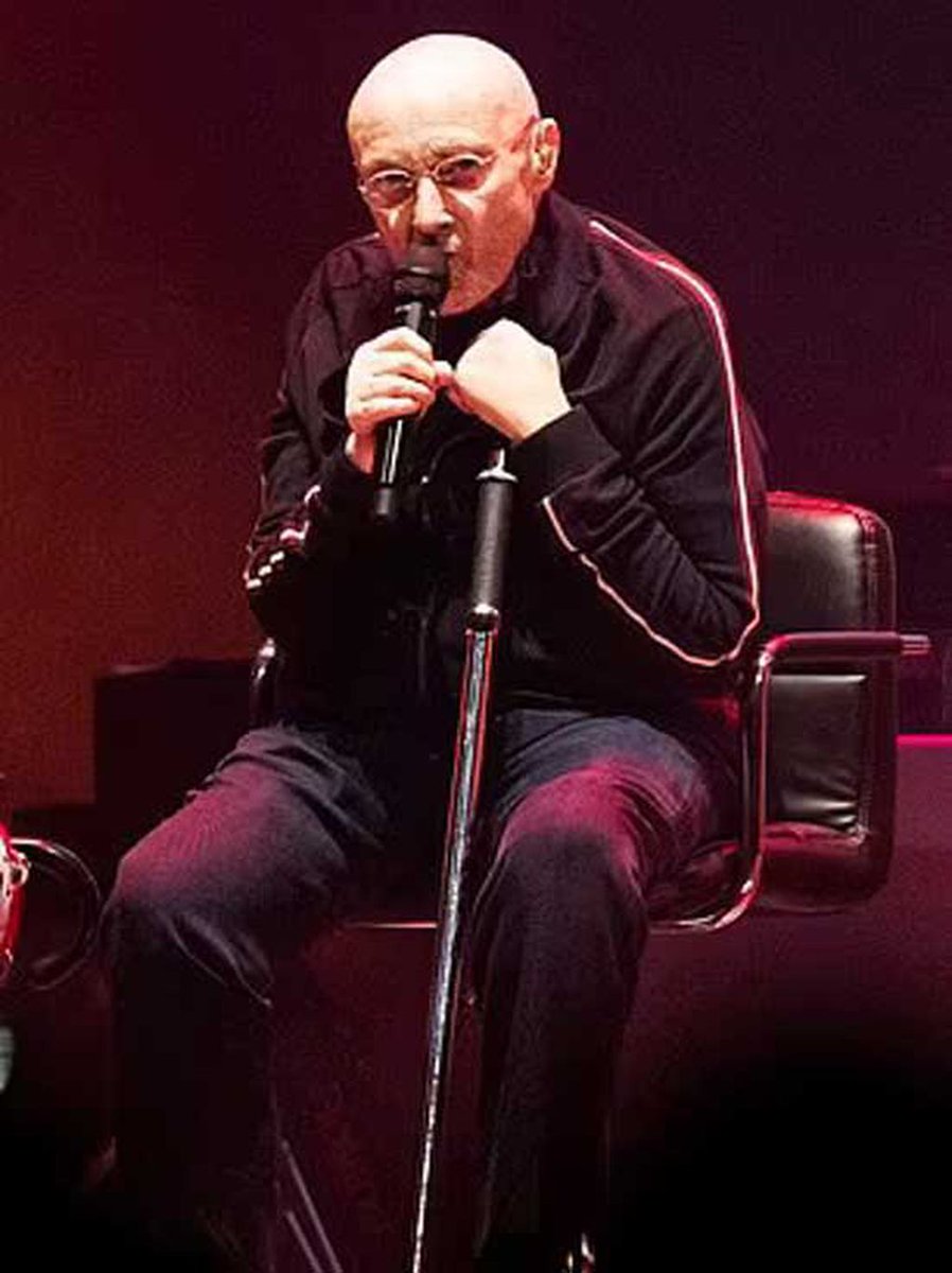 glacapde's tweet photo. Phil Collins, Bruce Willis, Alain Delon y la palabra adiós!
#chaumarzo https://t.co/yWBFydk1PE