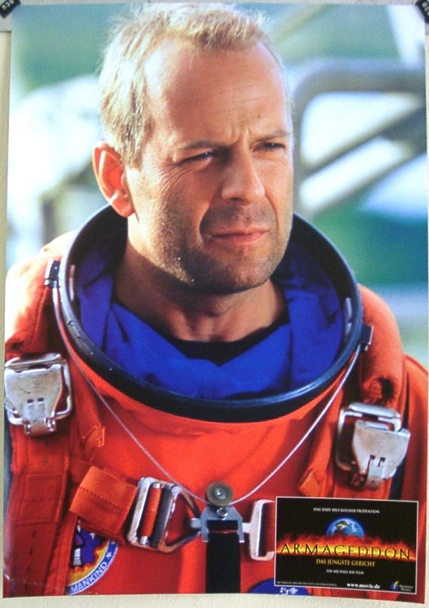 glacapde's tweet photo. Phil Collins, Bruce Willis, Alain Delon y la palabra adiós!
#chaumarzo https://t.co/yWBFydk1PE