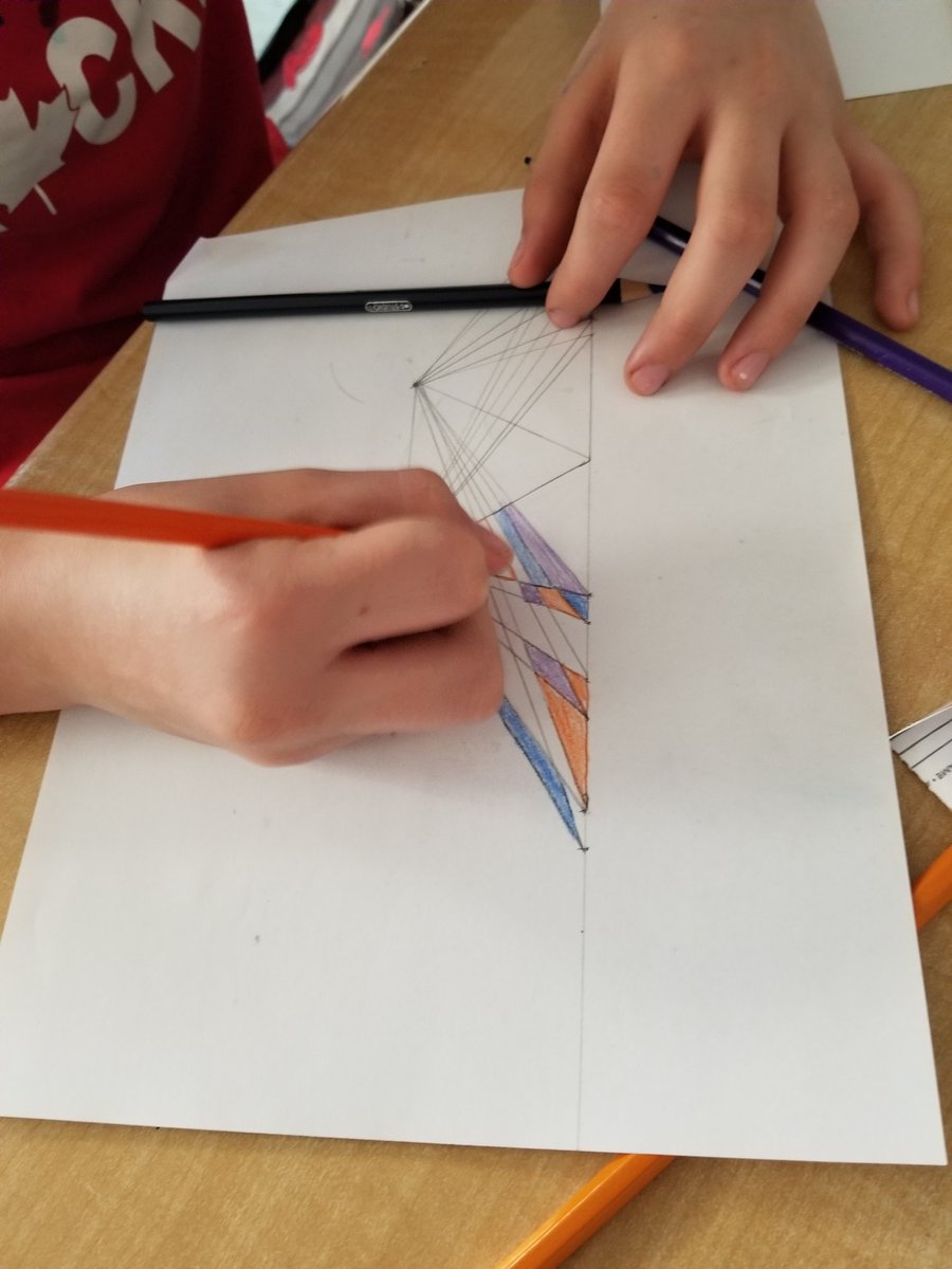 EFioret's tweet photo. Today's geometric art in 6D 🎨 Students created cascading triangles by moving the apex along a horizontal line. They incorporated balance, symmetry, and gradient shading with a colour palette of their choice. @DiotteEmily @GlenwoodGriffin https://t.co/bZH0QlJohv