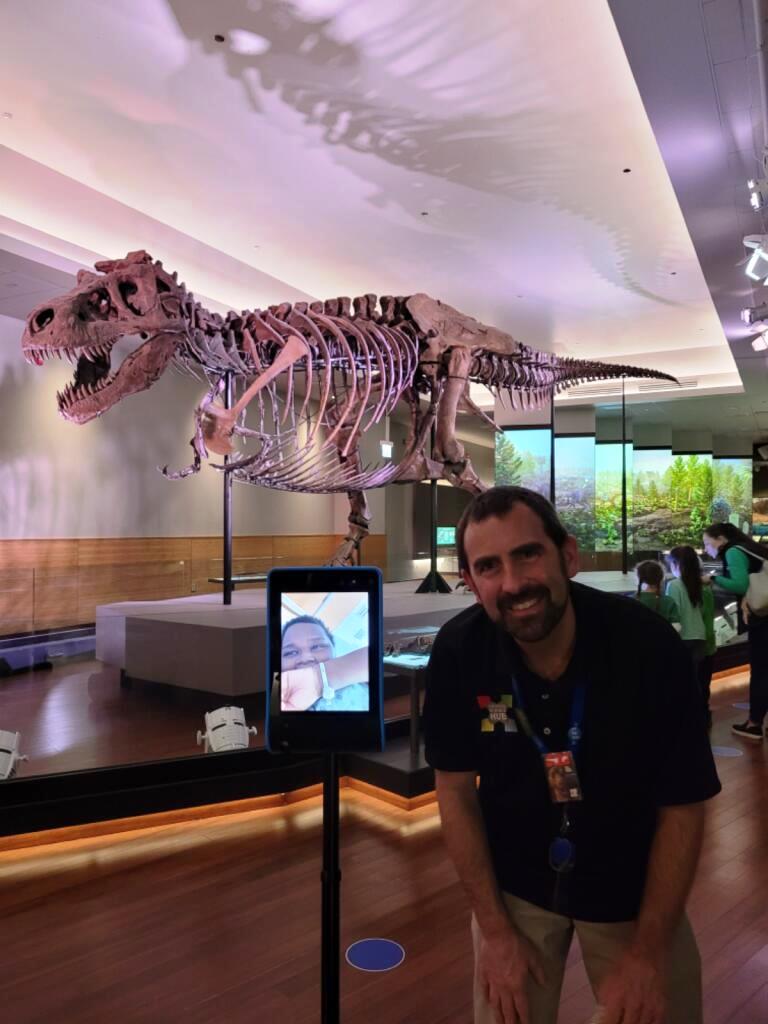 ComerChildrens's tweet photo. We recently partnered with the @WeGoFoundation which allows our patients to explore the world outside the hospital with a friendly robot that can be driven around from a hospital bed via an iPad. Two patients got to visit @SUEtheTrex at the @FieldMuseum! https://t.co/ap64t9zUDB