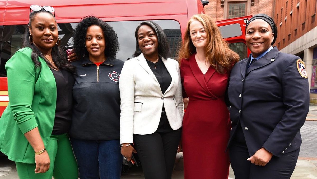 Great job to the Exam #7001 #Firefighter Candidates who trained with our women #Firefighters today in #Brooklyn as part of our Mobile Academy for #WomensHistoryMonth. View more photos at Facebook.com/JoinFDNY. #FDNYFit