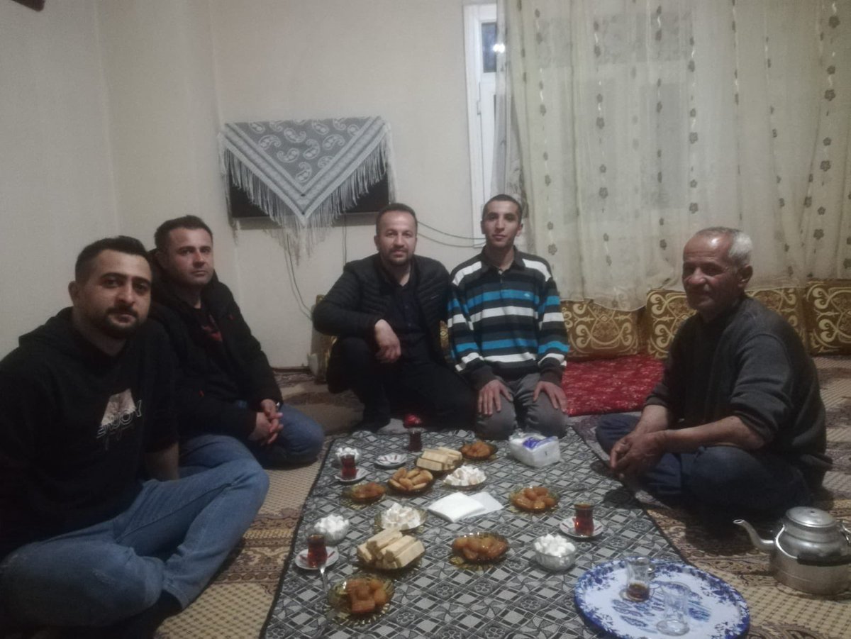 cinal73's tweet photo. Bugün “Bize de Gel öğretmenim” diyen velilerimize misafir olduk.   #ŞırnakBaşarıyor https://t.co/CEoGJ4VKDN