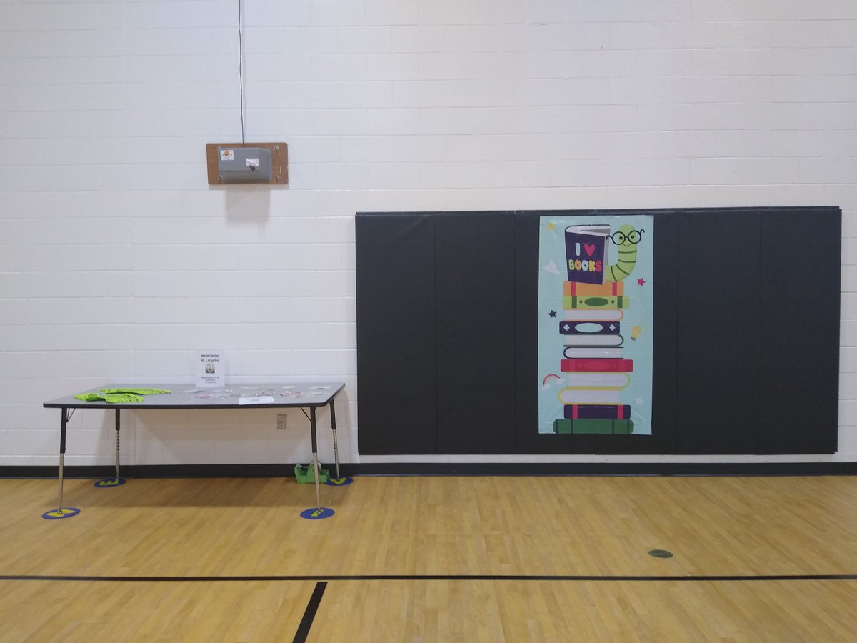 NealieReads's tweet photo. It's almost time! We can't wait for all your smiling faces to fill our tables! #luxforddragons #familyengagement https://t.co/suOfraTnv8