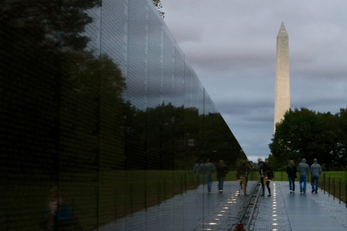 danbutler_55's tweet image. Went to the archives for the last day of #MarchReflectionChallenge #VietnamVeteransMemorial