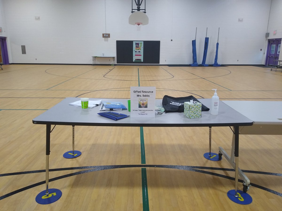 NealieReads's tweet photo. It's almost time! We can't wait for all your smiling faces to fill our tables! #luxforddragons #familyengagement https://t.co/suOfraTnv8