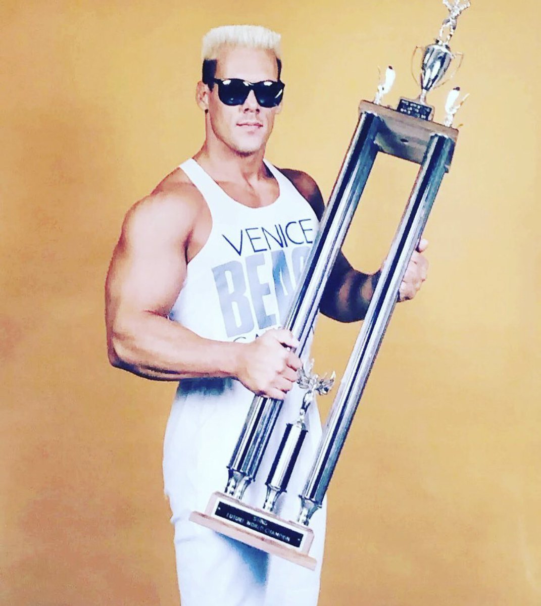 And the award for best flat top… @Sting 🦂