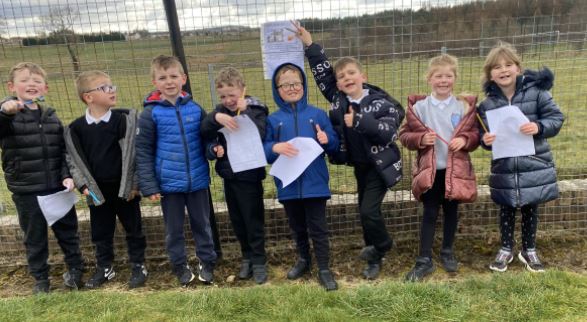 wlourladysps's tweet image. Primary 1/2 and Primary 3/4 had an eggcellent time taking part in a schoolwide Easter scavenger hunt. Thanks to Mrs Diamond for organising 😃🐤#easterlearning #collaborativelearning