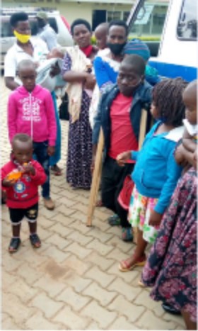 chilli_children's tweet photo. Every two months, children with neurological conditions like hydrocephalus, microcephaly, epilepsy and spina bifida travel to Mbarara to pick medications. Thankfully, the project's ambulance makes this trip comfortable and smooth for both the children and caregivers. https://t.co/KAc1ivpijT