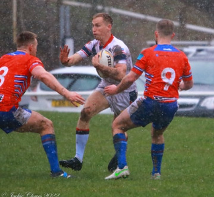 SaddRangers's tweet photo. A selection of images from last night's #presidentscup @TheRFL @ukafrugbyleague @ArmyRugbyLeague @RAFRugbyLeague @RoyalNavyRL @YorkshireProse @GBpoliceRL see all the images at https://t.co/uIS2sScO07 thank you @clowesey for the quality in such difficult conditions. https://t.co/T2dt9bWPhv