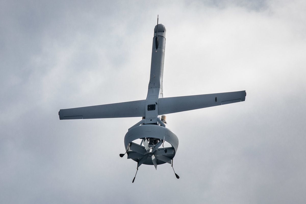USNavy's tweet photo. 👁️  in the ☁️ 

#USSArlington (LPD 24) conducts V-BAT 128 unmanned aerial system operations in the Atlantic Ocean, March 25. 

The Kearsarge Amphibious Ready Group with embarked @22nd_MEU is on a scheduled deployment in the U.S. 2nd Fleet area of operation. https://t.co/8NptYLwLlj